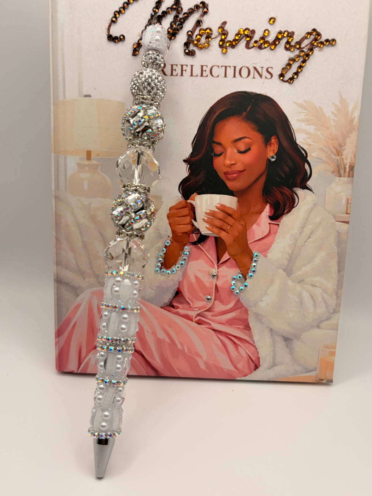 The Lumière Blanc Statement Pen
Crystal Lux Collection by Beadistry Designs