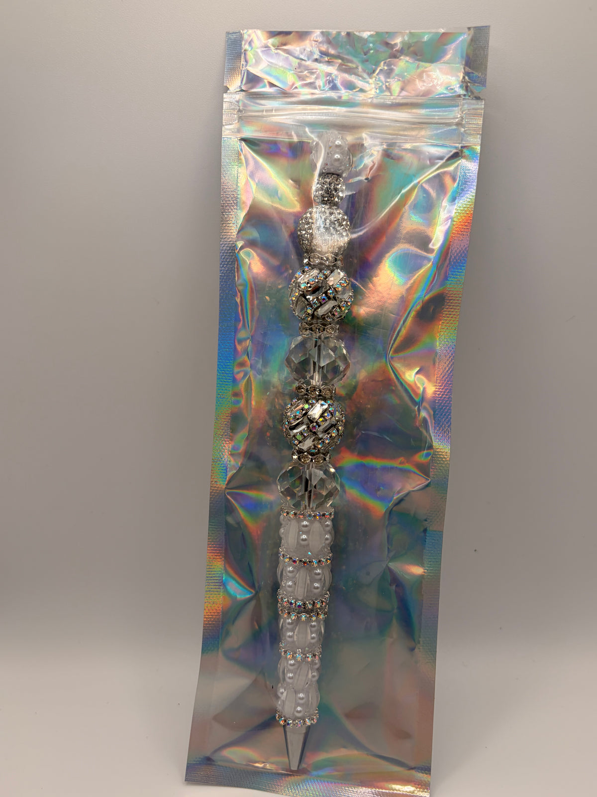 The Lumière Blanc Statement Pen
Crystal Lux Collection by Beadistry Designs