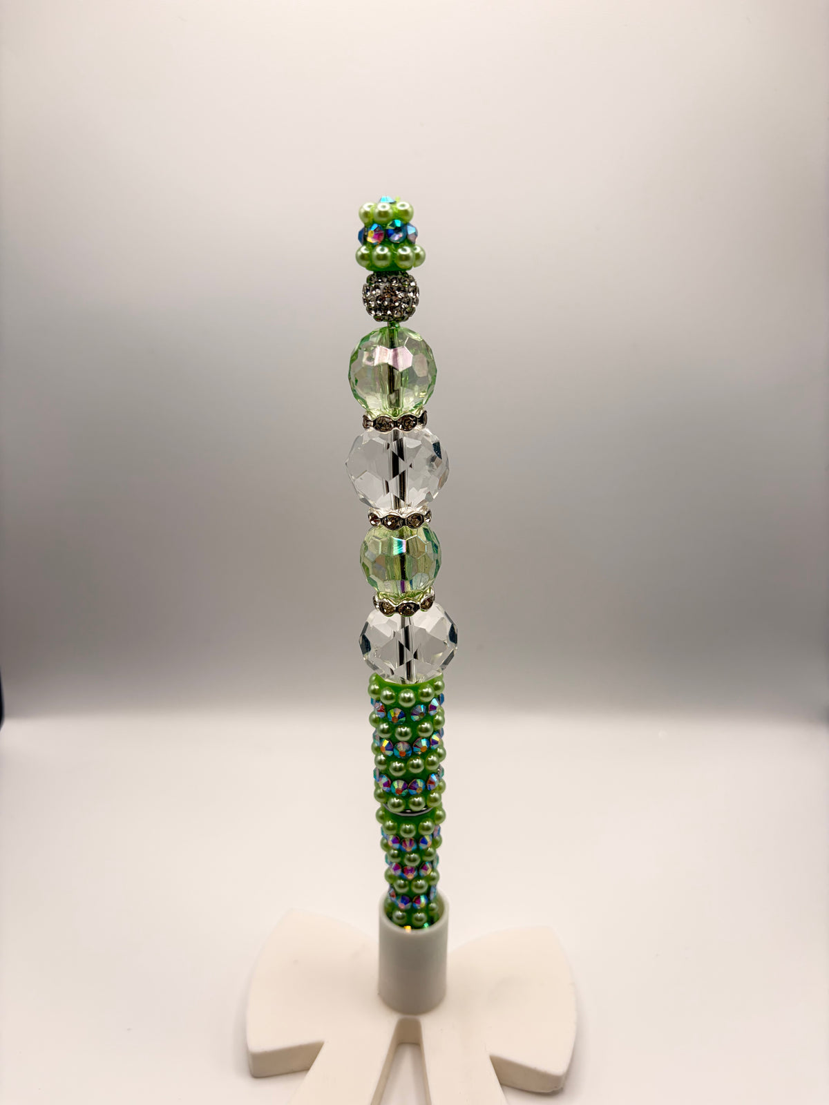 Verdant Pearl Opulence II Statement Pen