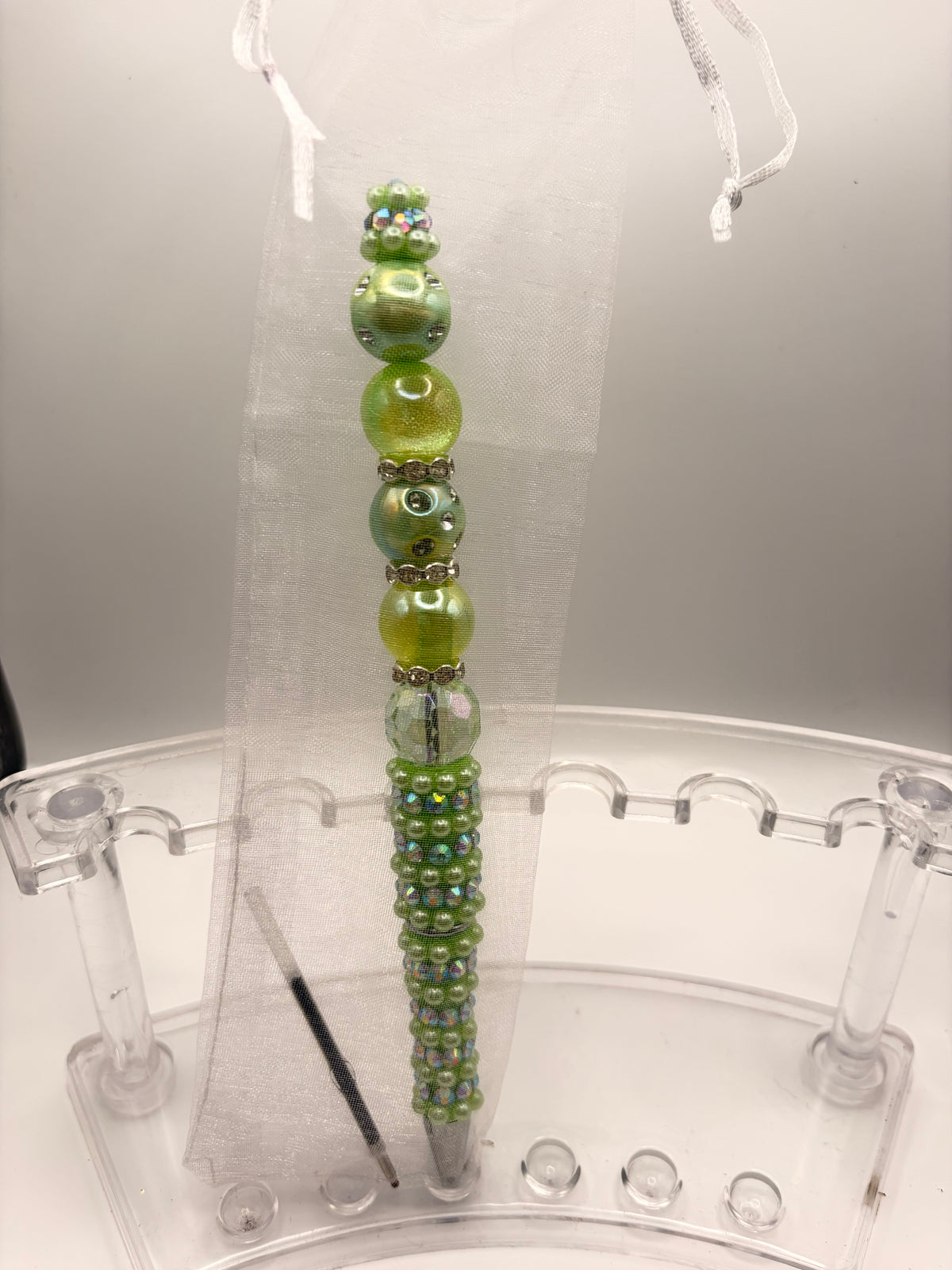 Verdant Pearl Opulence Statement Pen