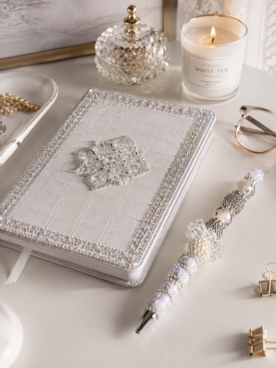 Crystal Luxe Celestial Pearl Statement Pen