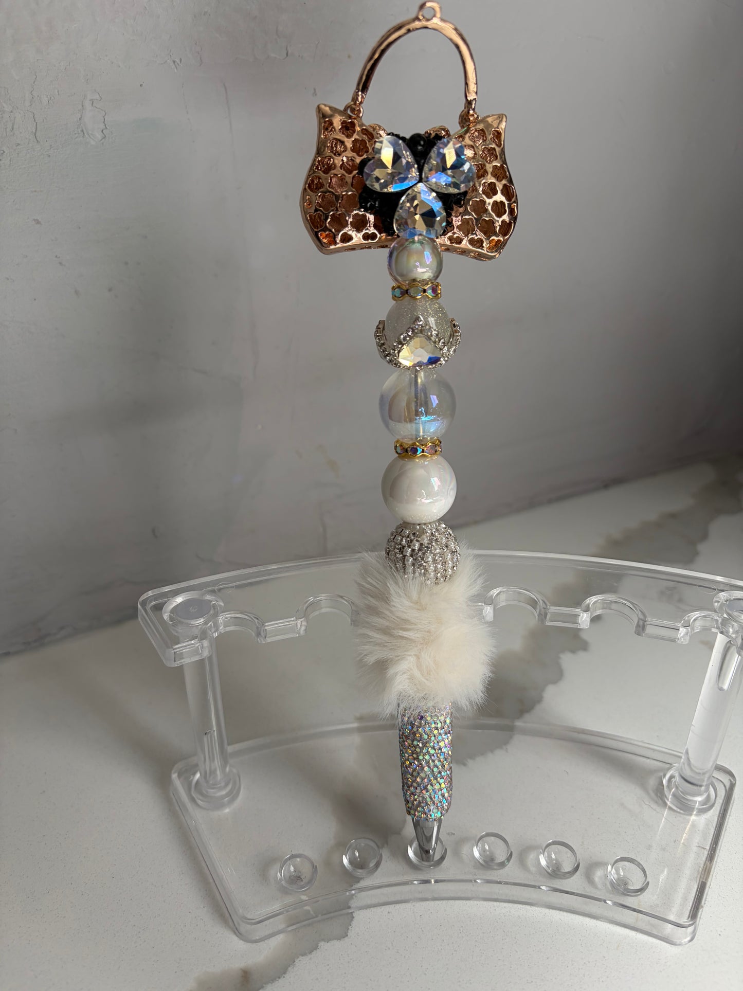 Ivory Frost Luxe Fur Statement Pen