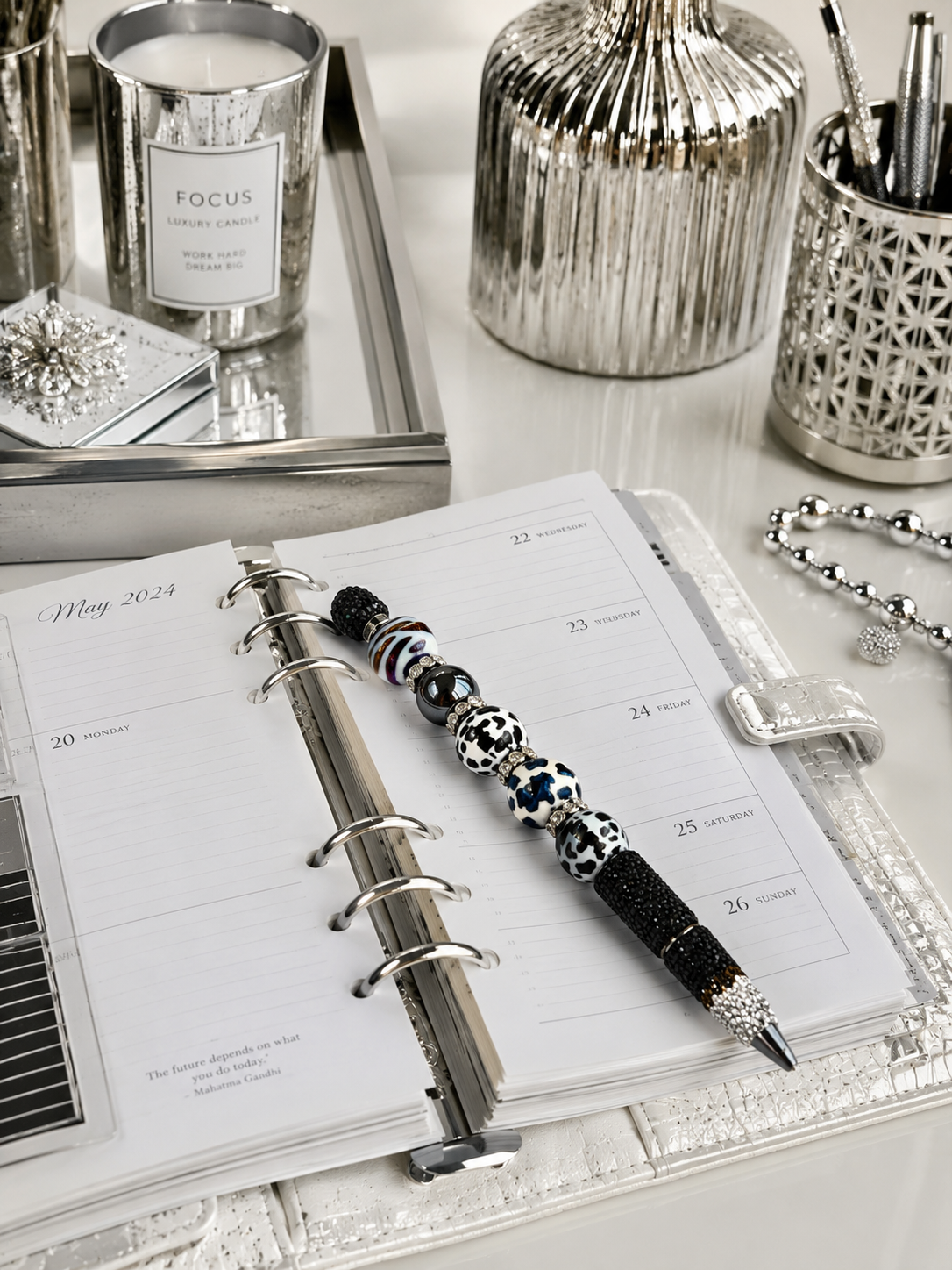 Statement Print Luxe Midnight Meadow Heart Pen