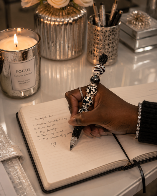 Statement Print Luxe Midnight Meadow Heart Pen
