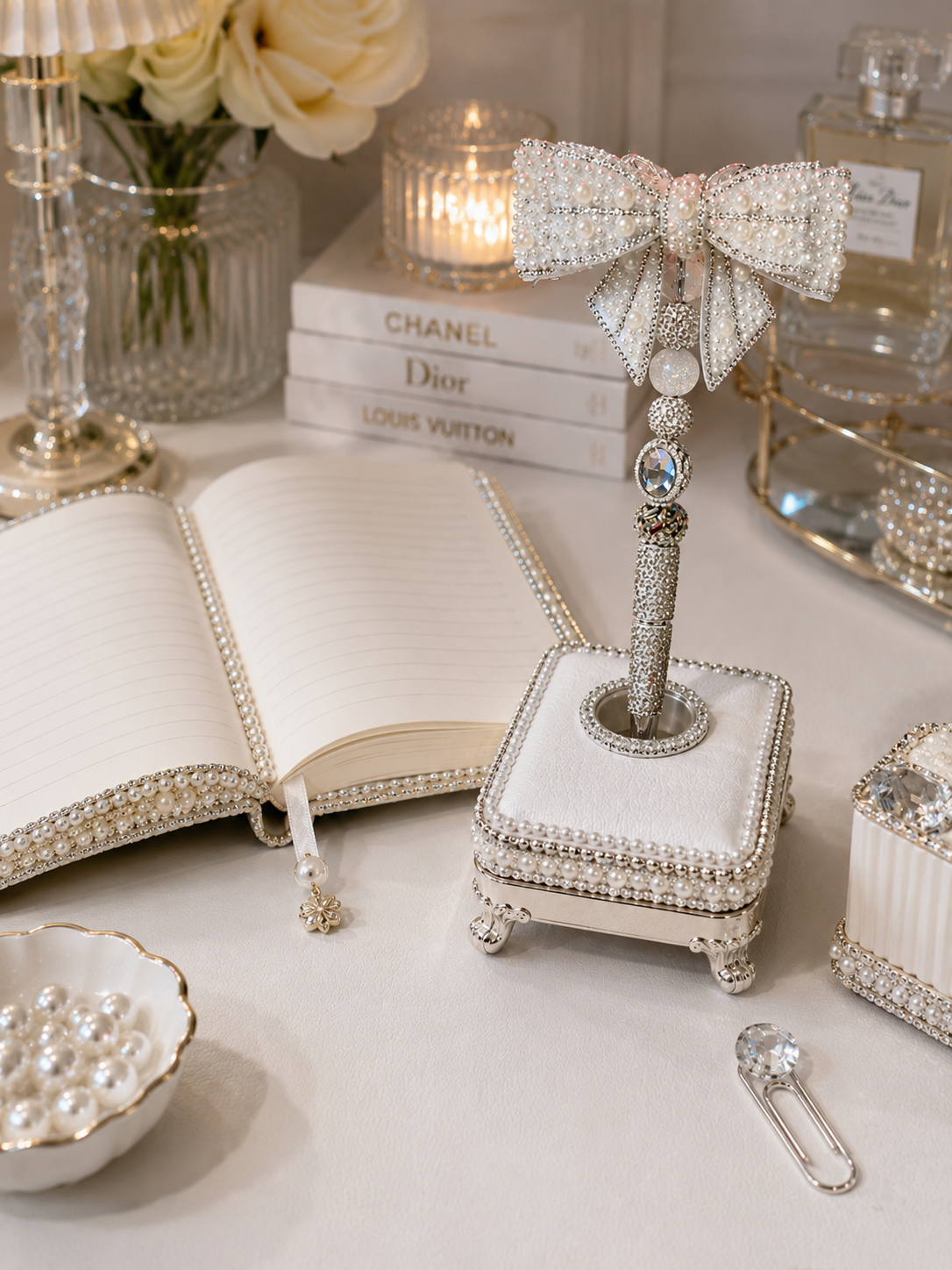 Signature Luxe Bow Pearl Étoile Pen
